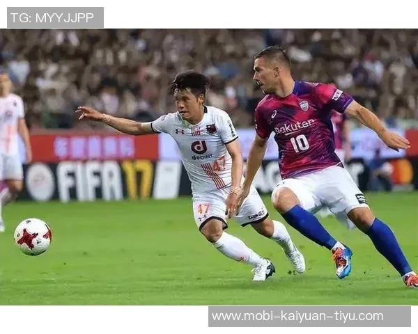 广岛外援半场结束后挑衅高天意引发双方冲突场面火爆